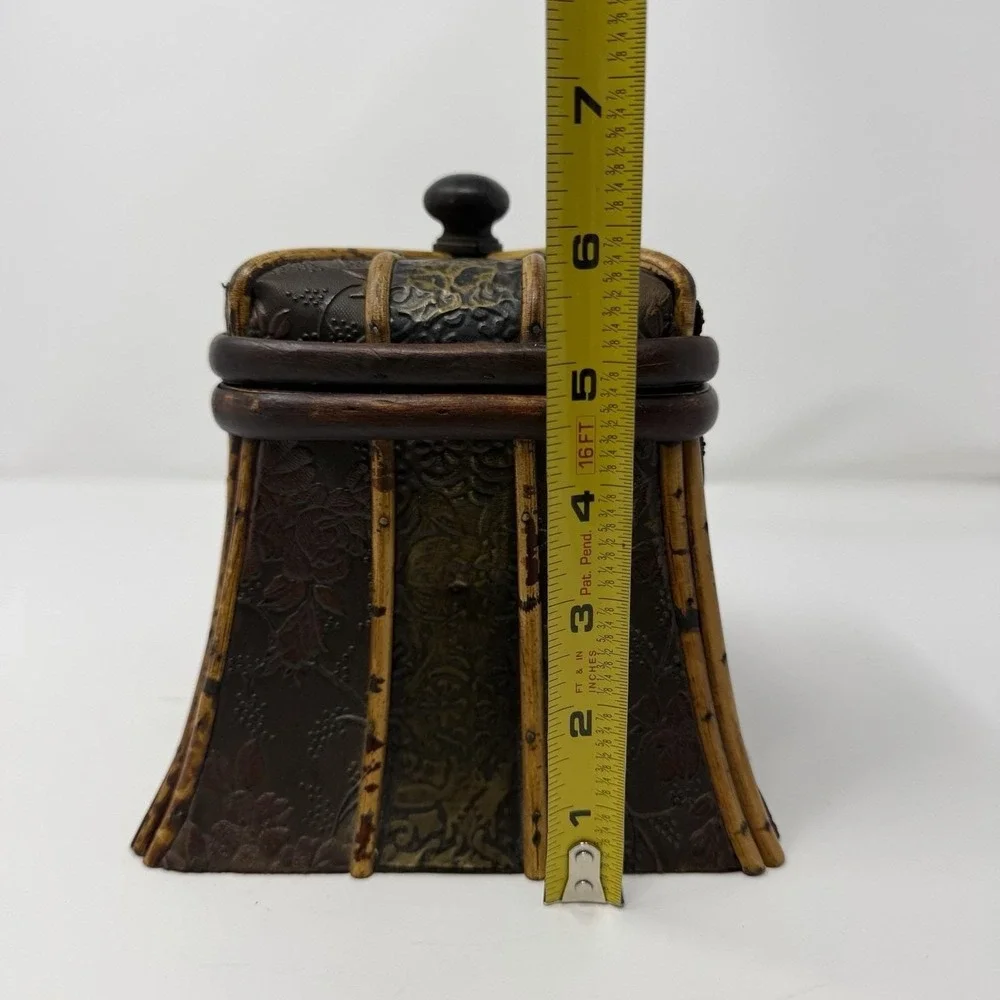 VTG Wooden Bamboo Storage Trinket Box Wicker Woven Embossed Floral Panels w/ Lid